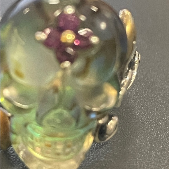 Barbara Bixby Silver and 14 K Gold Quartz Carved Skull Ring with Garnet Gemstone - Picture 5 of 8